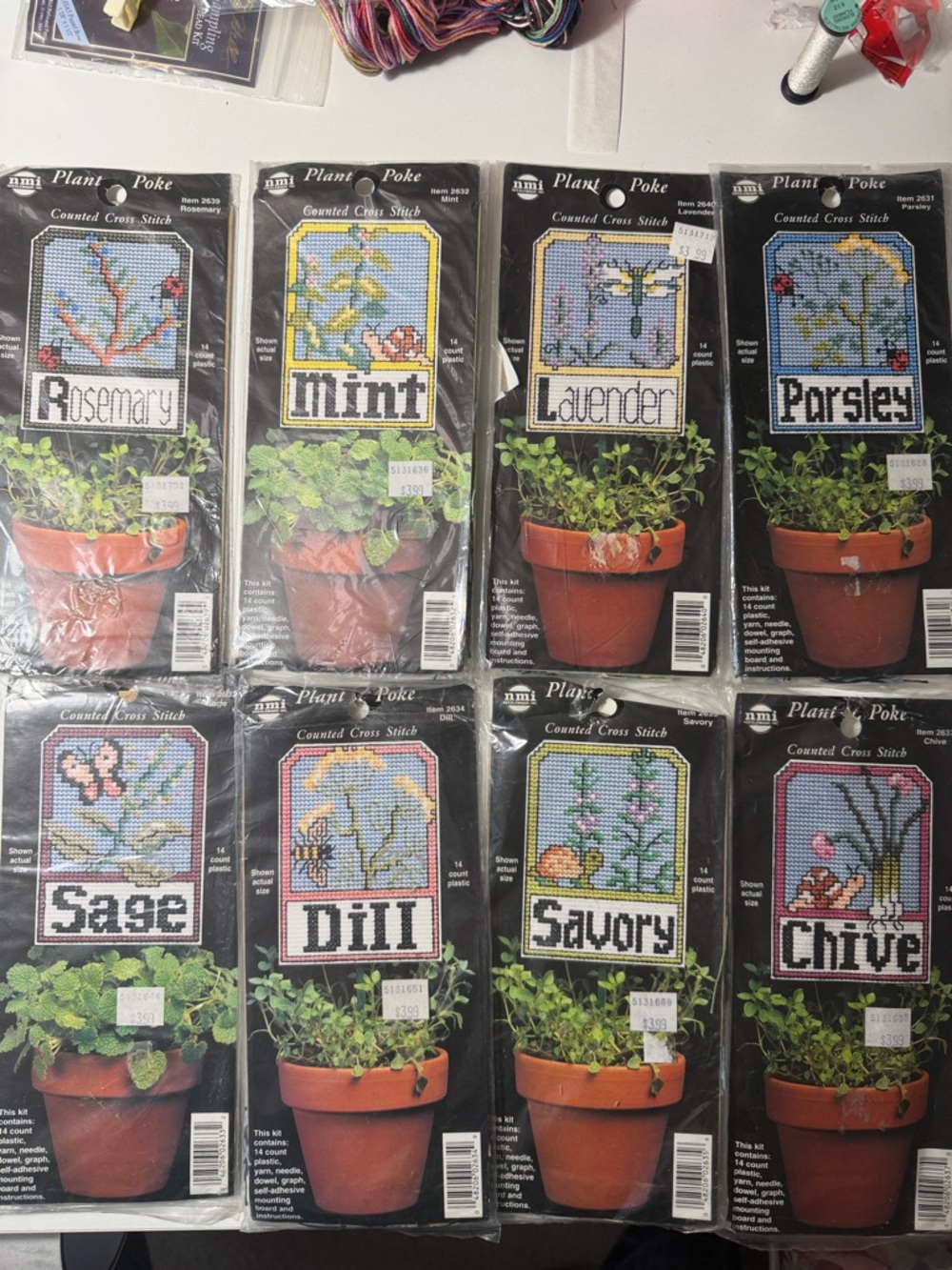 Plant poke 8 pcs kits plastic canvas cross stitch